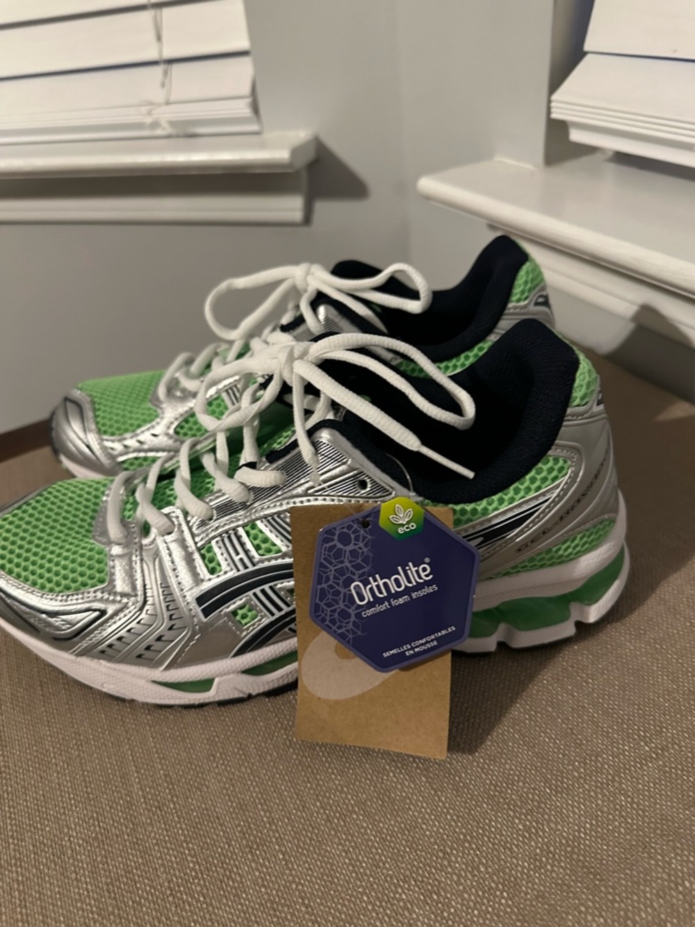 Asics Gel-Kayano 14 Womens Running Shoes Silver Bright Lime 1202A056 size 8 - Picture 6 of 9